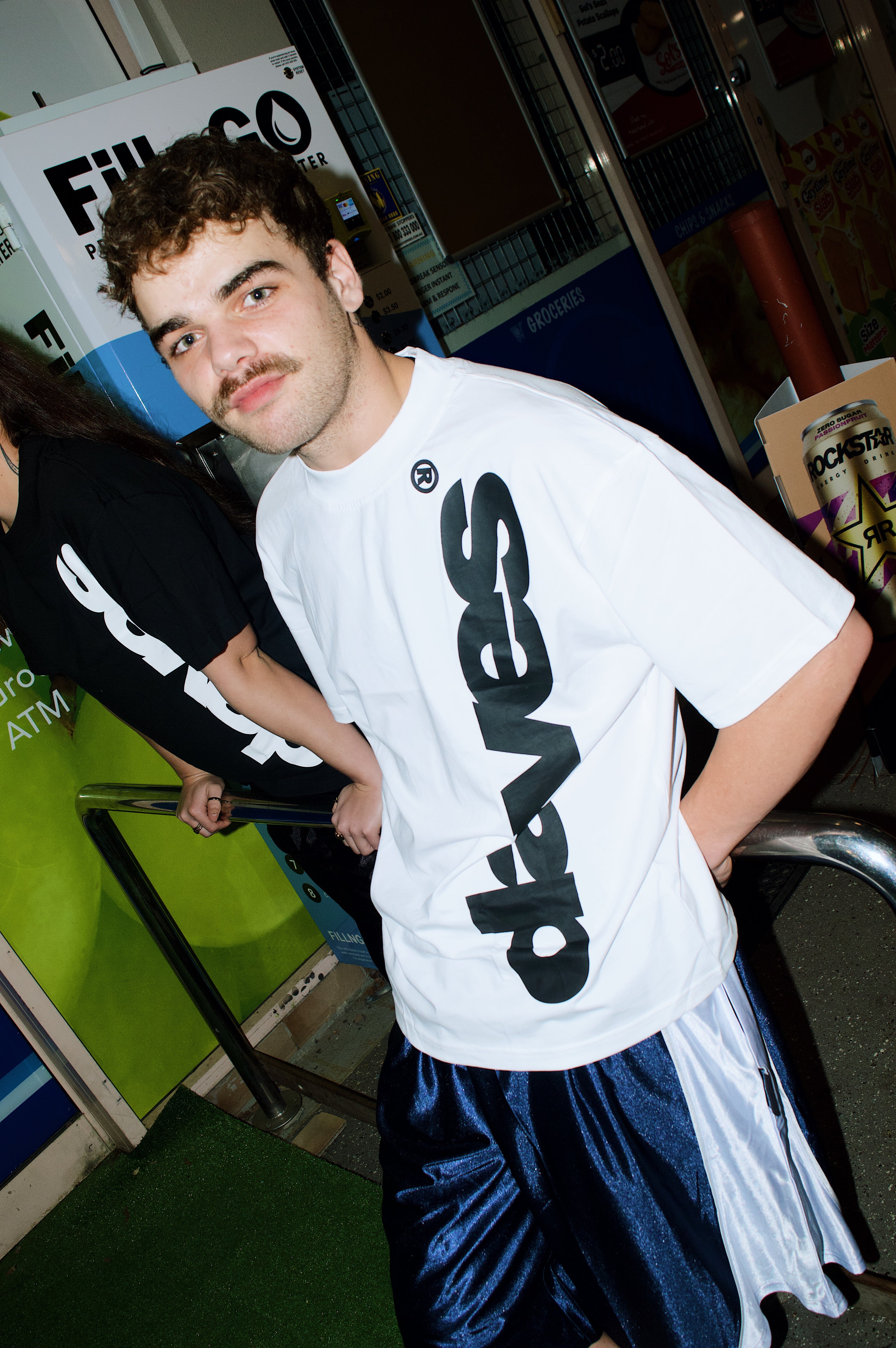 white daves vertical tee
